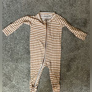 Brave Little Ones onesie romper size 3-6
